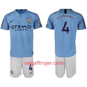 Manchester City Fodboldtrøjer KOMPANY 4 Børn Hjemmebanesæt 2018/19 Kort ærmer